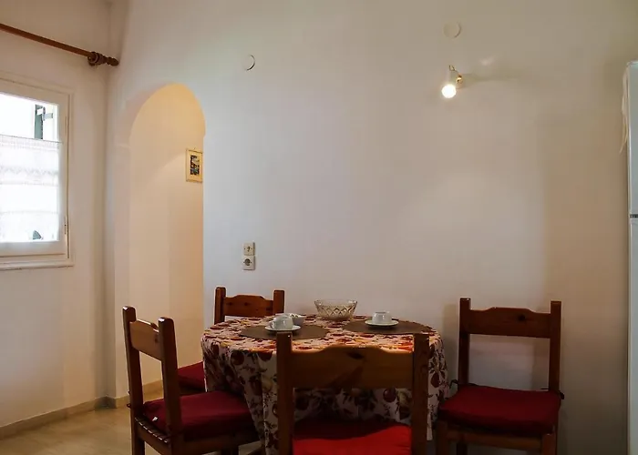 Ferienhaus Clios House Kavalleraina